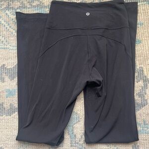 Lululemon High Rise Yoga Pants Women’s Black Size 6 Wide Leg/boot Cut